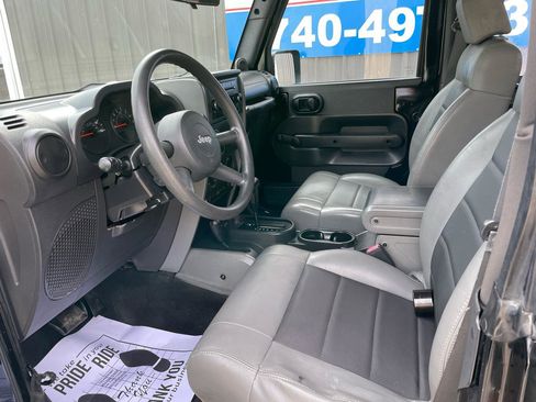 Used 2008 Jeep Wrangler X w/ Black Appearance Group image 5