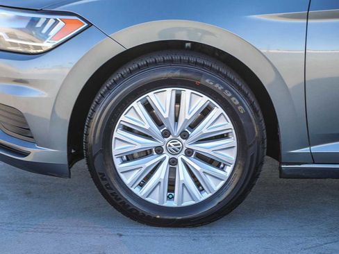 Used 2019 Volkswagen Jetta S w/ Driver Assistance Package image 10