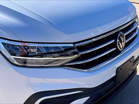 Used 2024 Volkswagen Tiguan Wolfsburg Edition image 50