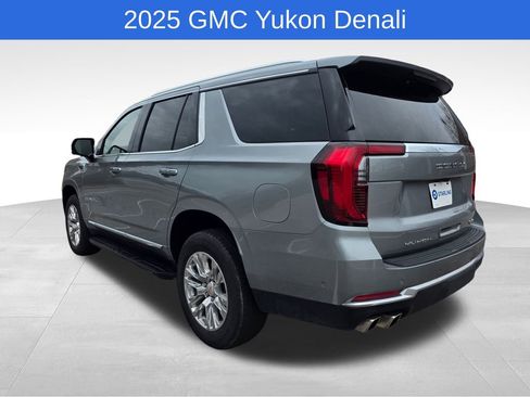 Used 2025 GMC Yukon Denali image 6
