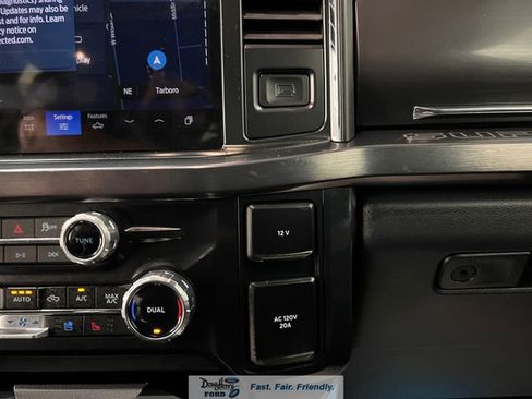 Used 2025 Ford F250 Lariat w/ Lariat Ultimate Package image 43
