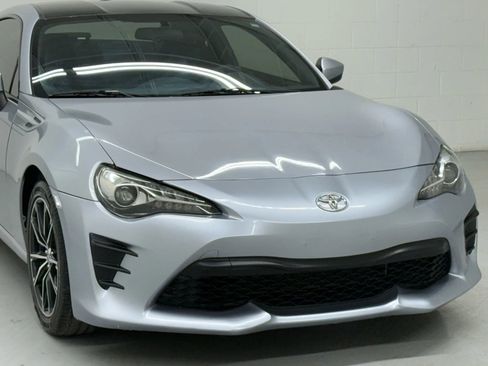 Used 2017 Toyota 86 image 34