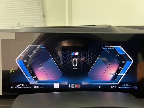 Used 2026 BMW X5 xDrive50e image 26