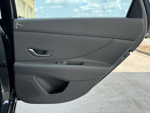 New 2025 Hyundai Elantra Sport image 18