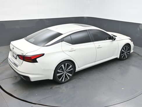 Used 2021 Nissan Altima 2.5 SR w/ SR Premium Package FWD image 37