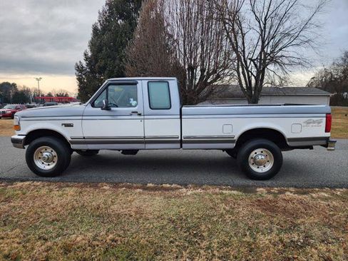 Used 1997 Ford F250 4x4 SuperCab Heavy Duty image 1