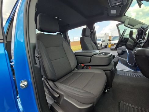 Used 2025 Chevrolet Silverado 1500 LT AWD/4WD image 23