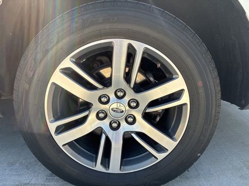 Used 2022 Ford Expedition Max Limited RWD image 8