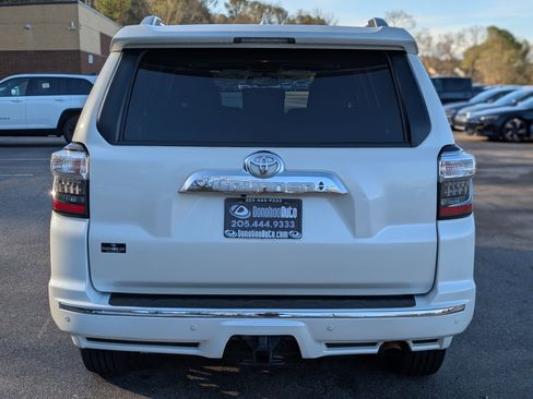 Used 2018 Toyota 4Runner Limited image 8