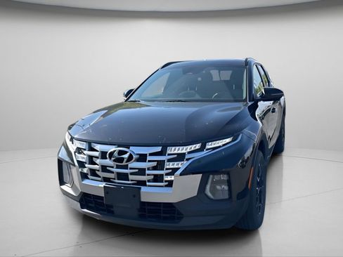 Used 2023 Hyundai Santa Cruz SEL Premium w/ Cargo Package AWD/4WD image 9