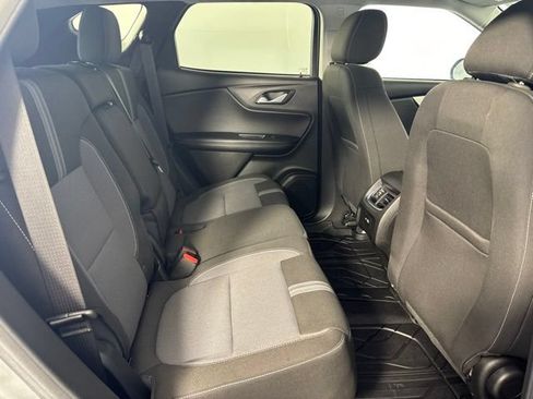 Used 2024 Chevrolet Blazer LT w/ Convenience Package FWD image 25