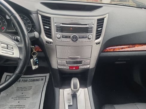 Used 2011 Subaru Legacy 3.6R Limited AWD/4WD image 17