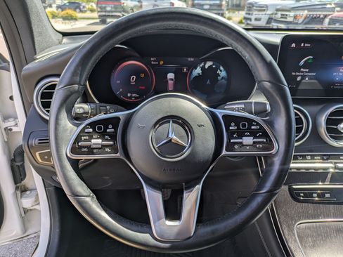 Used 2021 Mercedes-Benz GLC 300 4MATIC image 19