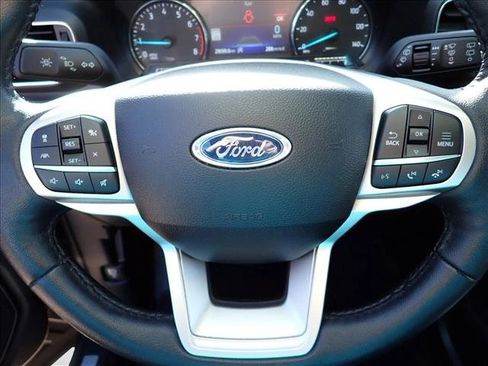 Used 2024 Ford Explorer Limited image 17