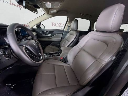 New 2026 Lincoln Corsair Premiere FWD image 23