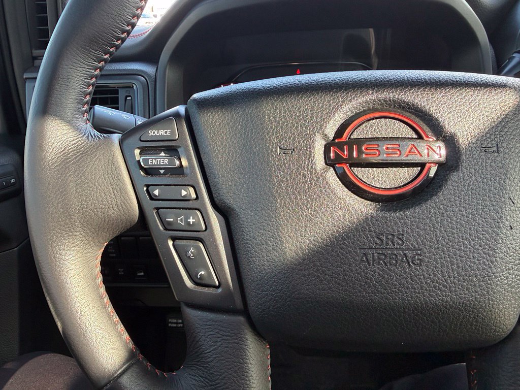 Used 2024 Nissan Titan PRO-4X w/ Pro-4x Convenience Package AWD/4WD image 13