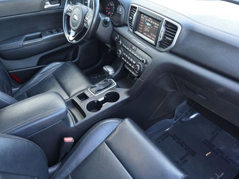 Used 2017 Kia Sportage EX w/ EX Premium Package image 16