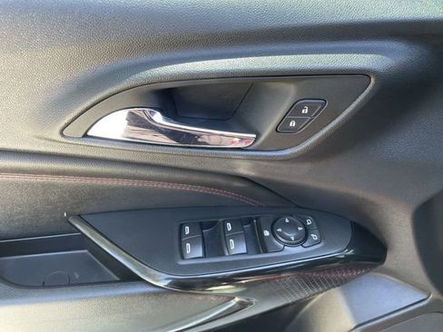 Used 2024 Chevrolet Trax RS w/ Driver Confidence Package FWD image 21