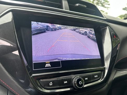 Used 2022 Chevrolet TrailBlazer RS w/ Technology Package AWD/4WD image 15