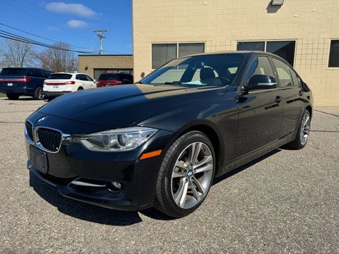 Used 2014 BMW 328i xDrive Sedan image 3