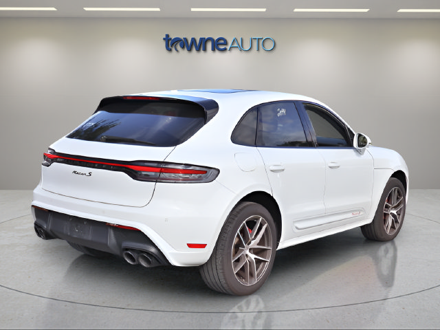 Used 2024 Porsche Macan S AWD/4WD image 5