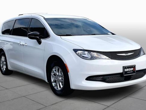 New 2026 Chrysler Voyager LX image 2