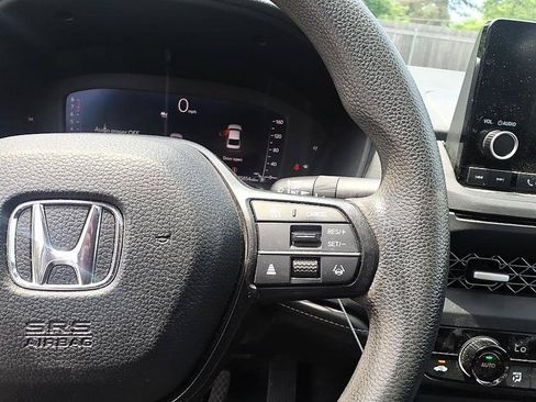 Used 2023 Honda Accord EX image 28