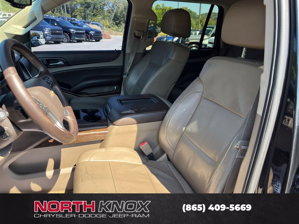 Used 2015 Chevrolet Tahoe LT w/ Luxury Package RWD image 11