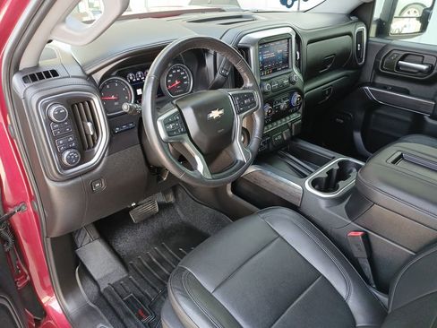 Used 2020 Chevrolet Silverado 2500 LTZ w/ LTZ Premium Package image 10