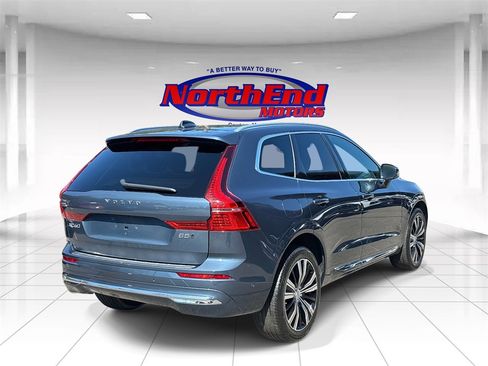Used 2023 Volvo XC60 B5 Plus w/ Protection Package Premier image 3