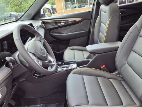 New 2025 Chevrolet TrailBlazer ACTIV w/ Convenience Package image 5