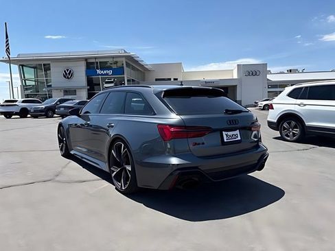 Used 2022 Audi RS 6 w/ Executive Package AWD/4WD image 5