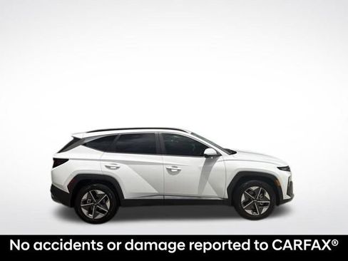 Used 2026 Hyundai Tucson SEL FWD image 2