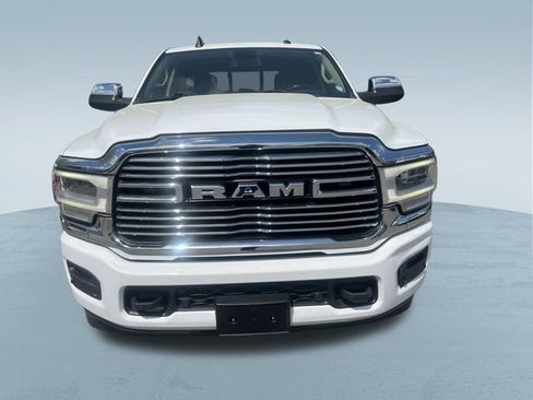 Used 2022 RAM 2500 Laramie AWD/4WD image 2