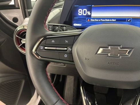 Certified 2025 Chevrolet Equinox EV RS w/ Active Safety Package 3 AWD/4WD image 23