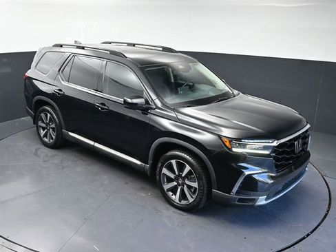 Used 2023 Honda Pilot Touring image 28