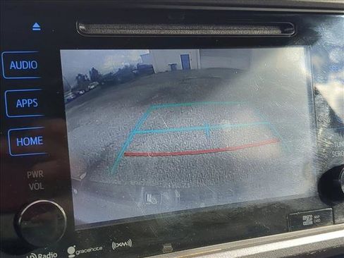 Used 2017 Toyota Tacoma SR5 image 18