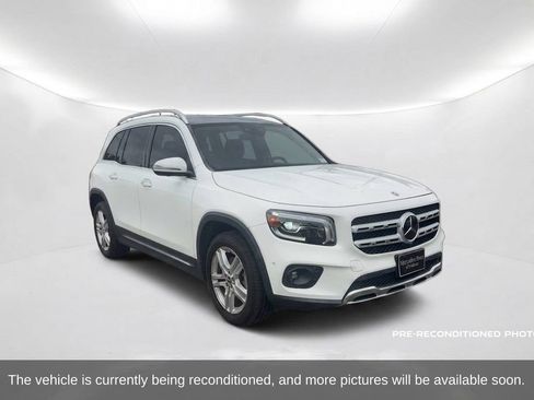 Used 2020 Mercedes-Benz GLB 250 4MATIC image 3