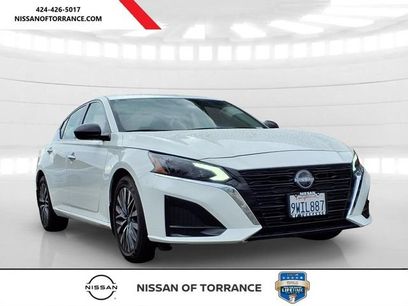 Used 2025 Nissan Altima 2.5 SV