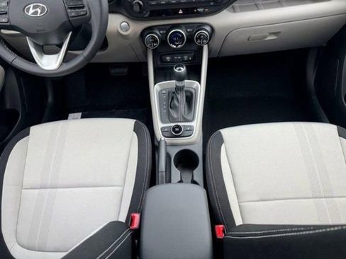 New 2026 Hyundai Venue SEL image 13