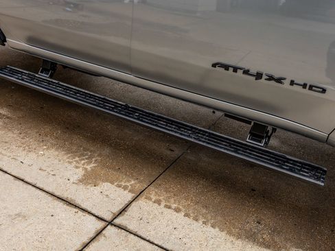 Used 2026 GMC Sierra 2500 AT4X image 13