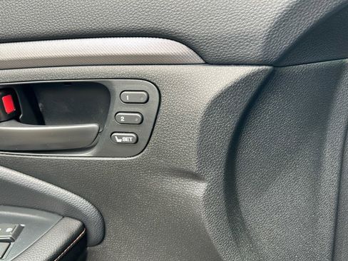 Used 2022 Honda Pilot TrailSport image 17