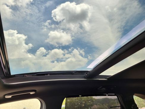 New 2026 Kia Sorento SX Prestige AWD/4WD image 18