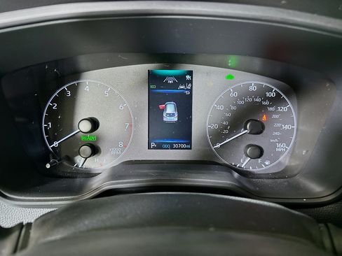 Used 2024 Toyota Corolla Cross AWD Hybrid image 19