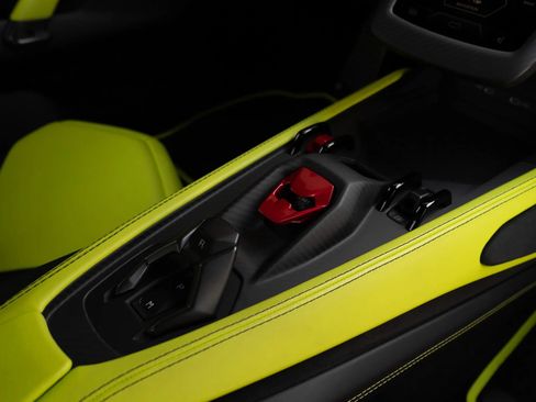 Used 2024 Lamborghini Revuelto AWD/4WD image 58