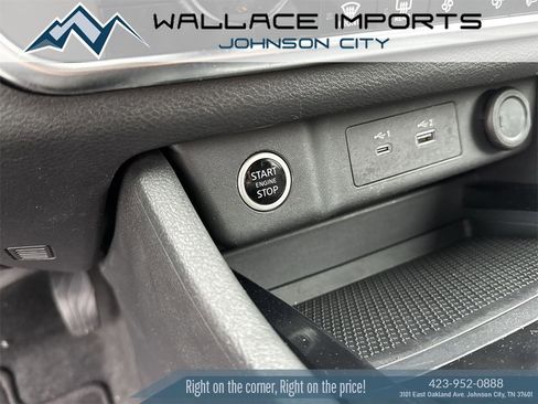 Used 2023 Nissan Rogue SV image 11