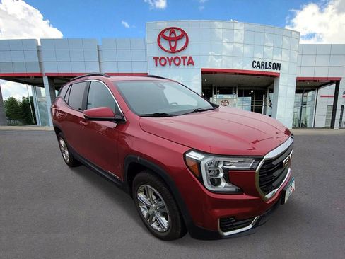 Used 2022 GMC Terrain SLE AWD/4WD image 5