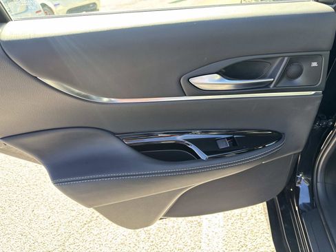 Used 2024 Toyota Mirai w/ Advanced Technology Package image 9