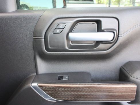 Used 2021 Chevrolet Silverado 1500 RST image 41