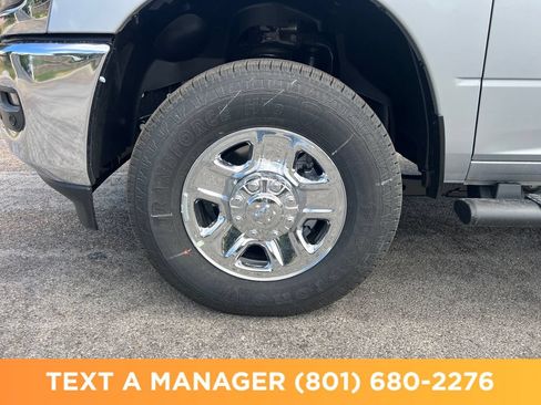 New 2026 RAM 2500 Tradesman AWD/4WD image 25
